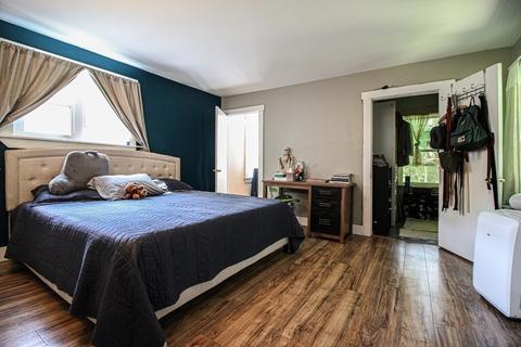 11 Pine St, Danvers, MA 01923 photo 18
