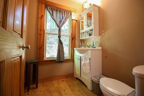 11 Pine St, Danvers, MA 01923 photo 11