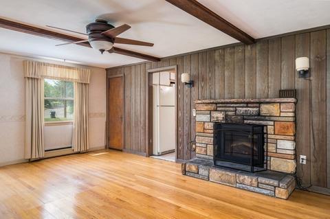 91 Plain St, Easthampton, MA 01027 photo 14