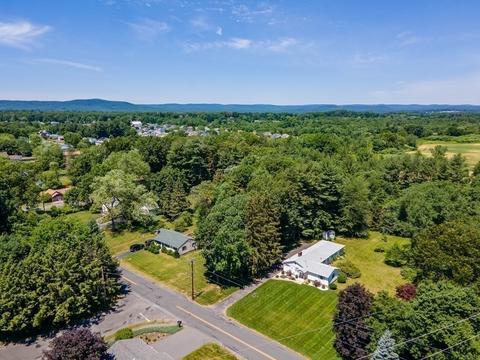 91 Plain St, Easthampton, MA 01027 photo 7
