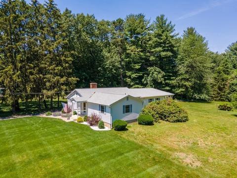 91 Plain St, Easthampton, MA 01027 photo 5