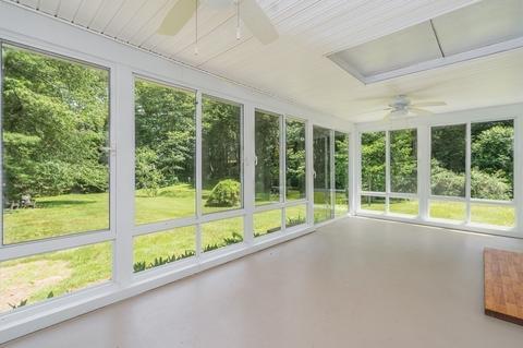 91 Plain St, Easthampton, MA 01027 photo 25