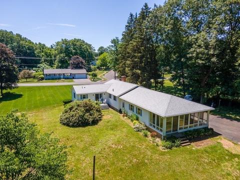 91 Plain St, Easthampton, MA 01027 photo 6
