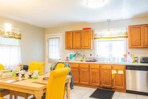 48 W Main St, Ware, MA 01082 photo 19