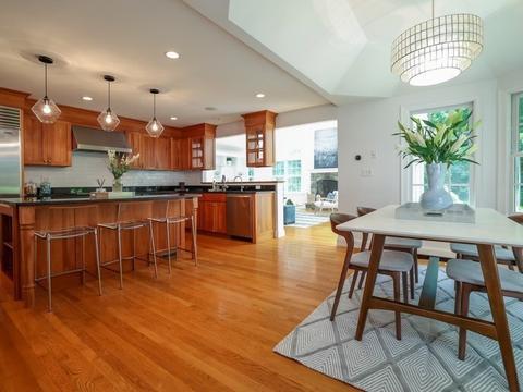 39 Radcliffe Rd, Wellesley, MA 02482 photo 5