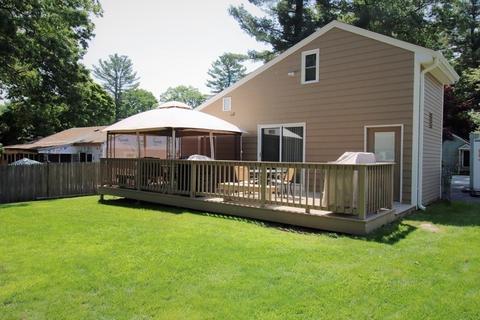 8 Ledge Rd, Norton, MA 02766 photo 5