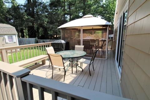 8 Ledge Rd, Norton, MA 02766 photo 4