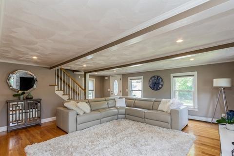 44 Pine St, Hudson, MA 01749 photo 6