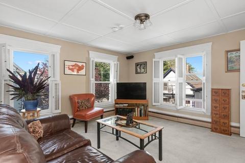 142 E Main St #B, Gloucester, MA 01930 photo 2
