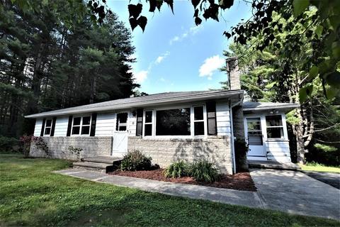 36 Cudworth Rd, Webster, MA 01570 photo 1