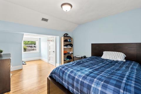 1759 Beacon St #2, Brookline, MA 02445 photo 18