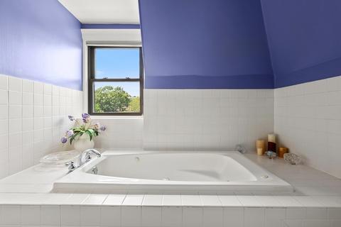 1759 Beacon St #2, Brookline, MA 02445 photo 15