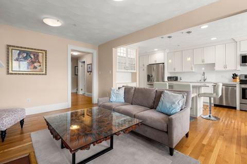 1759 Beacon St #2, Brookline, MA 02445 photo 10