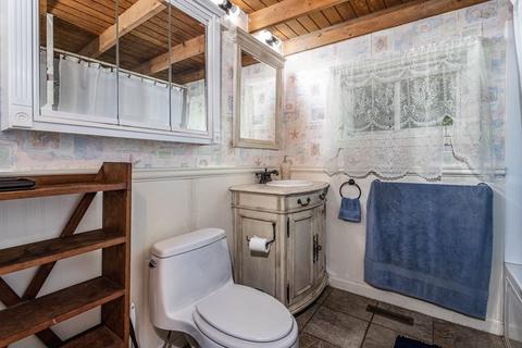 30 Page Ave, Ashburnham, MA 01430 photo 17