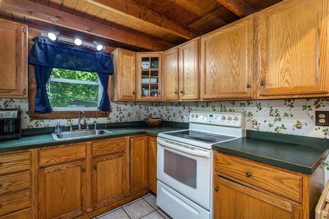 30 Page Ave, Ashburnham, MA 01430 photo 11