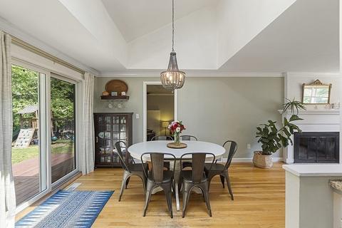 6 Little Tree Ln, Framingham, MA 01701 photo 11