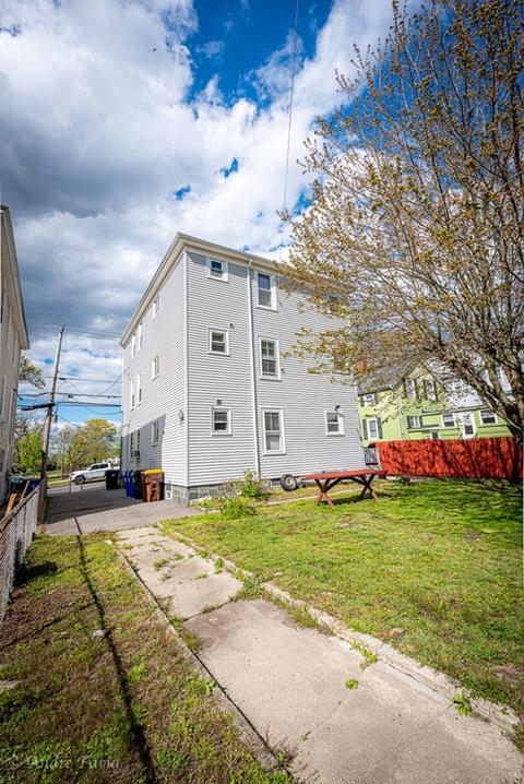 129 Middle St, Fall River, MA 02724 photo 6