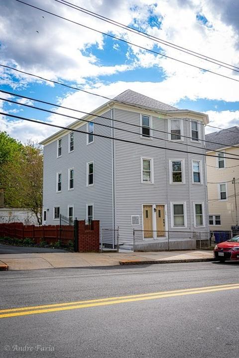 129 Middle St, Fall River, MA 02724 photo 3