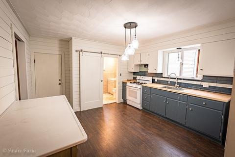 129 Middle St, Fall River, MA 02724 photo 9
