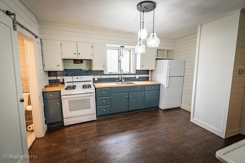 129 Middle St, Fall River, MA 02724 photo 10
