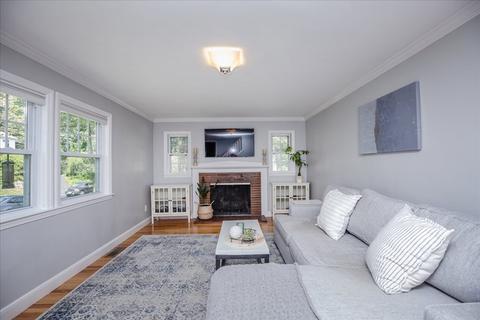 65 Green St, Danvers, MA 01923 photo 6
