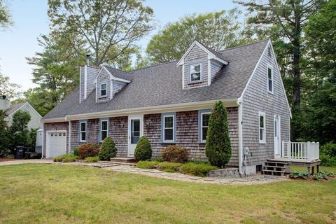 55 Edgewater Rd, Mashpee, MA 02649 photo 1