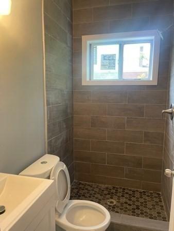 529 Walnut St, Fall River, MA 02720 photo 11