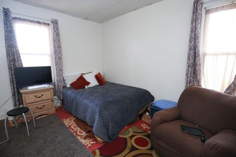 846 Slade, Fall River, MA 02724 photo 10