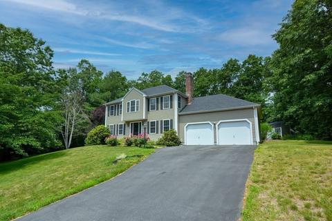 54 Maple St, Plainville, MA 02762 photo 3