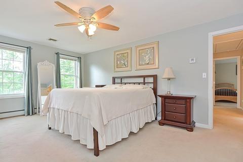 54 Maple St, Plainville, MA 02762 photo 18