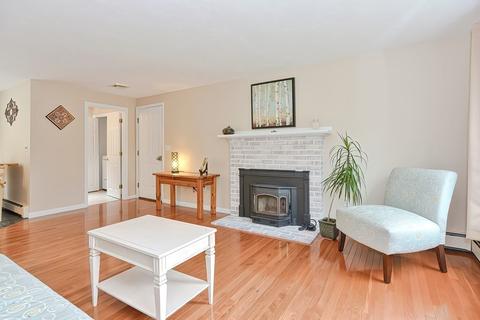 54 Maple St, Plainville, MA 02762 photo 16