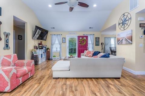 11 Ash, Webster, MA 01570 photo 17