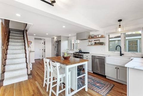 127 Wheeler St, Gloucester, MA 01930 photo 12