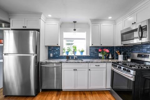 1 Crosby Ave, Beverly, MA 01915 photo 2