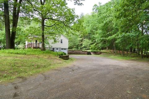 96 Root Rd, Westfield, MA 01085 photo 4