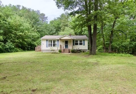 96 Root Rd, Westfield, MA 01085 photo 3