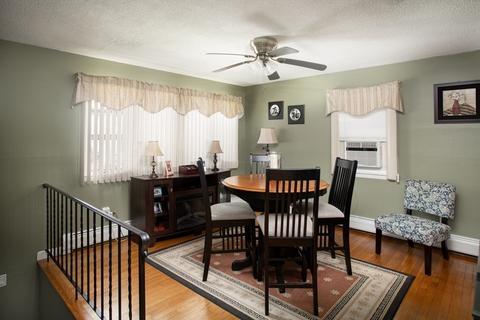 462 Oak Grove Ave, Fall River, MA 02723 photo 8