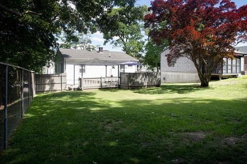 462 Oak Grove Ave, Fall River, MA 02723 photo 26