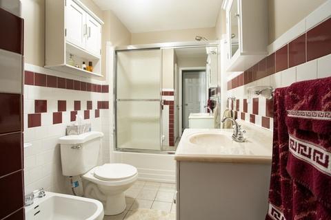 462 Oak Grove Ave, Fall River, MA 02723 photo 9