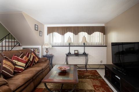 462 Oak Grove Ave, Fall River, MA 02723 photo 13
