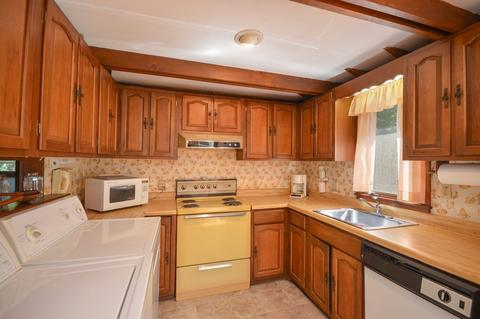 8 Treasure Ln, Mashpee, MA 02649 photo 9
