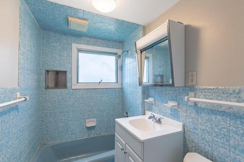 8 Walnut St, Danvers, MA 01923 photo 28