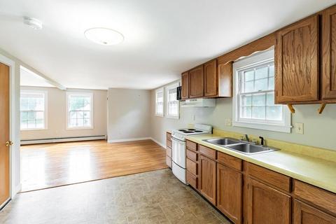8 Walnut St, Danvers, MA 01923 photo 26