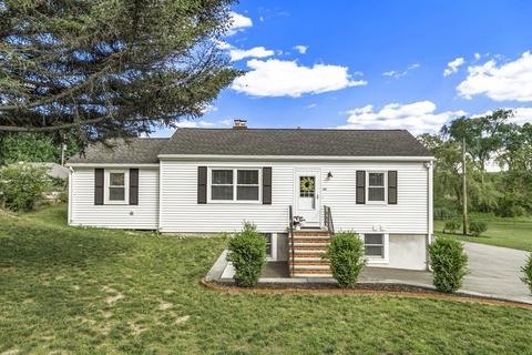 14 Spring Ave #B, Wakefield, MA 01880 photo 2