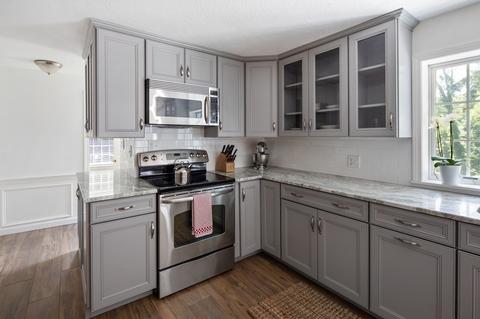 121 East St, Hingham, MA 02043 photo 4