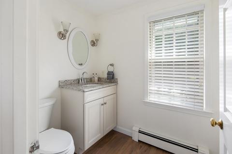 121 East St, Hingham, MA 02043 photo 11