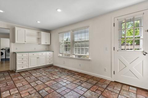 54 Perkins St, Gloucester, MA 01930 photo 10
