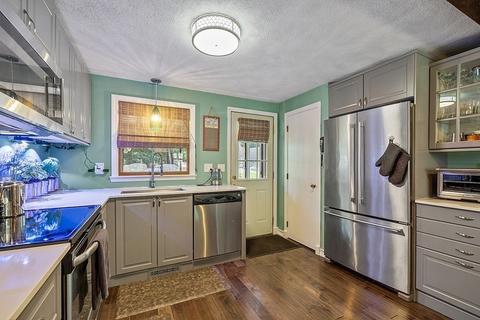 61 Ash St, Townsend, MA 01469 photo 6