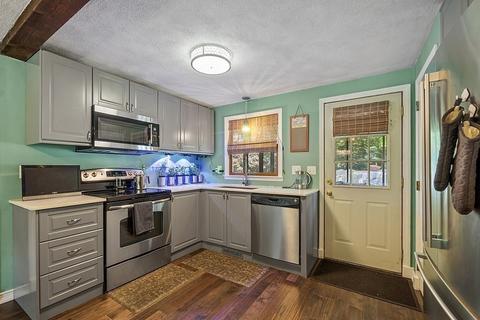 61 Ash St, Townsend, MA 01469 photo 7