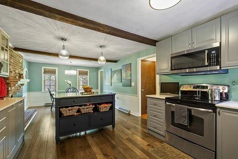 61 Ash St, Townsend, MA 01469 photo 8